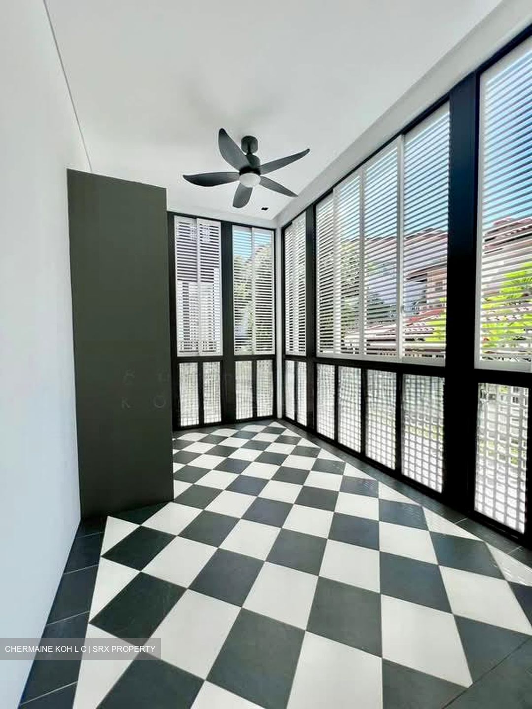 Mountbatten Road (D15), Terrace #528290601